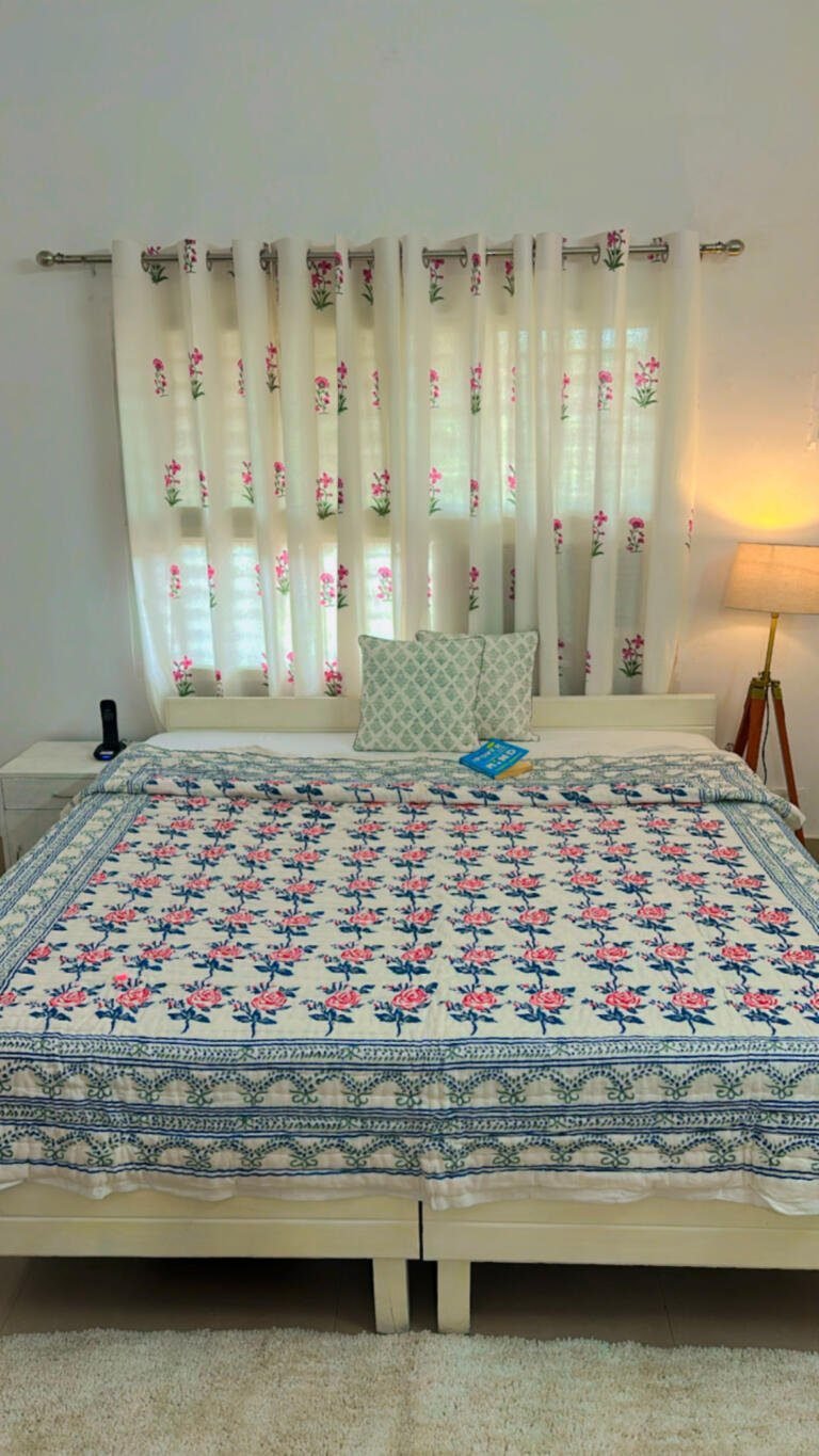 Roseate Quilt -