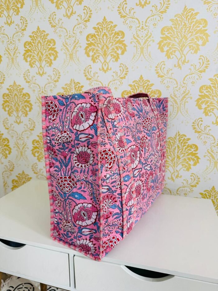 Block print quilted tote bags with zip -